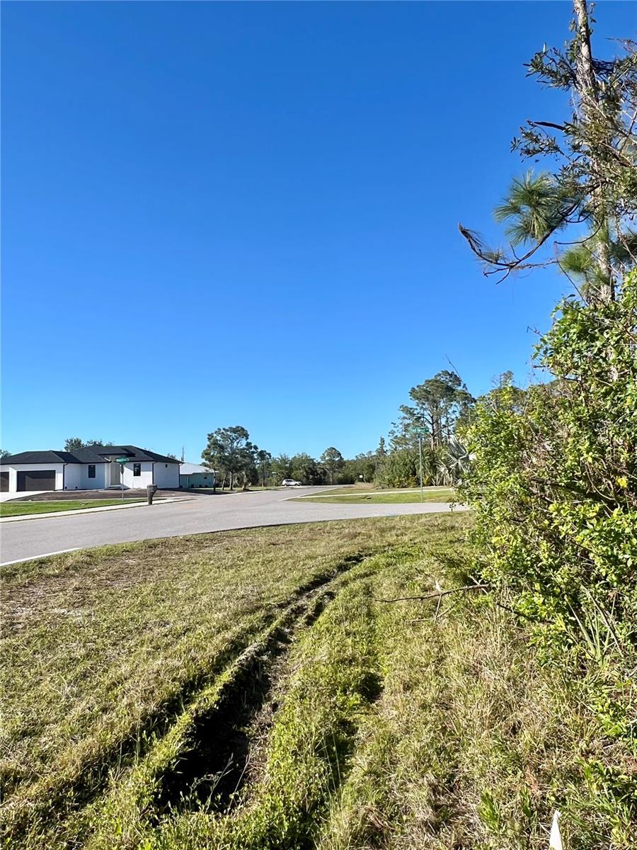 Image 8 of 26 For 15249 Red Head Avenue