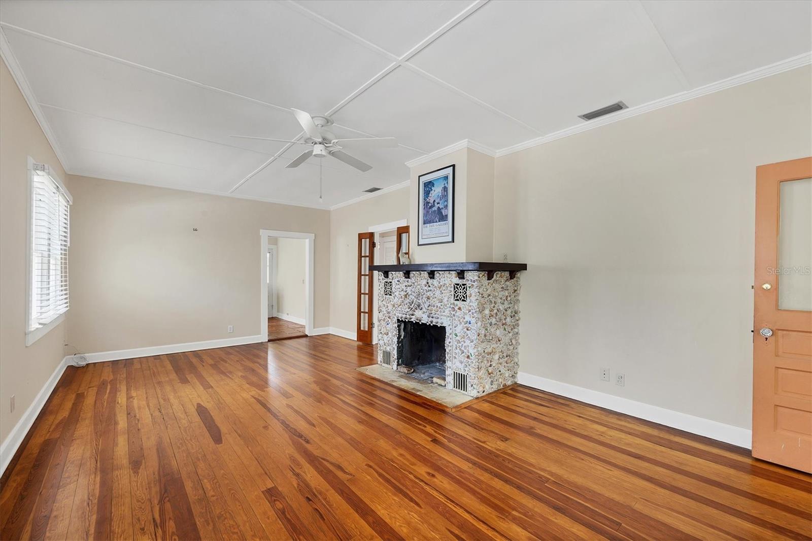 Image 7 of 40 For 1679 Arlington Street
