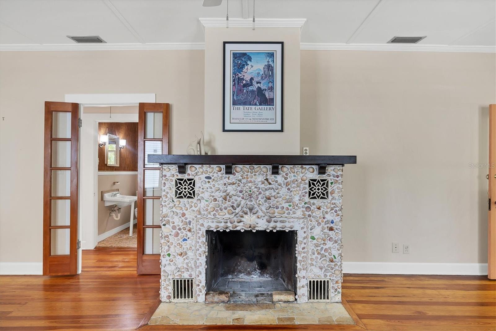 Image 8 of 40 For 1679 Arlington Street