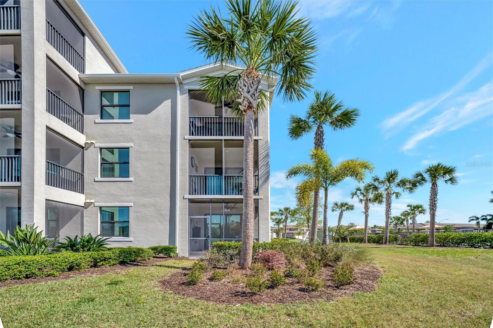 Image 8 of 33 For 17724 Gawthrop Drive 101