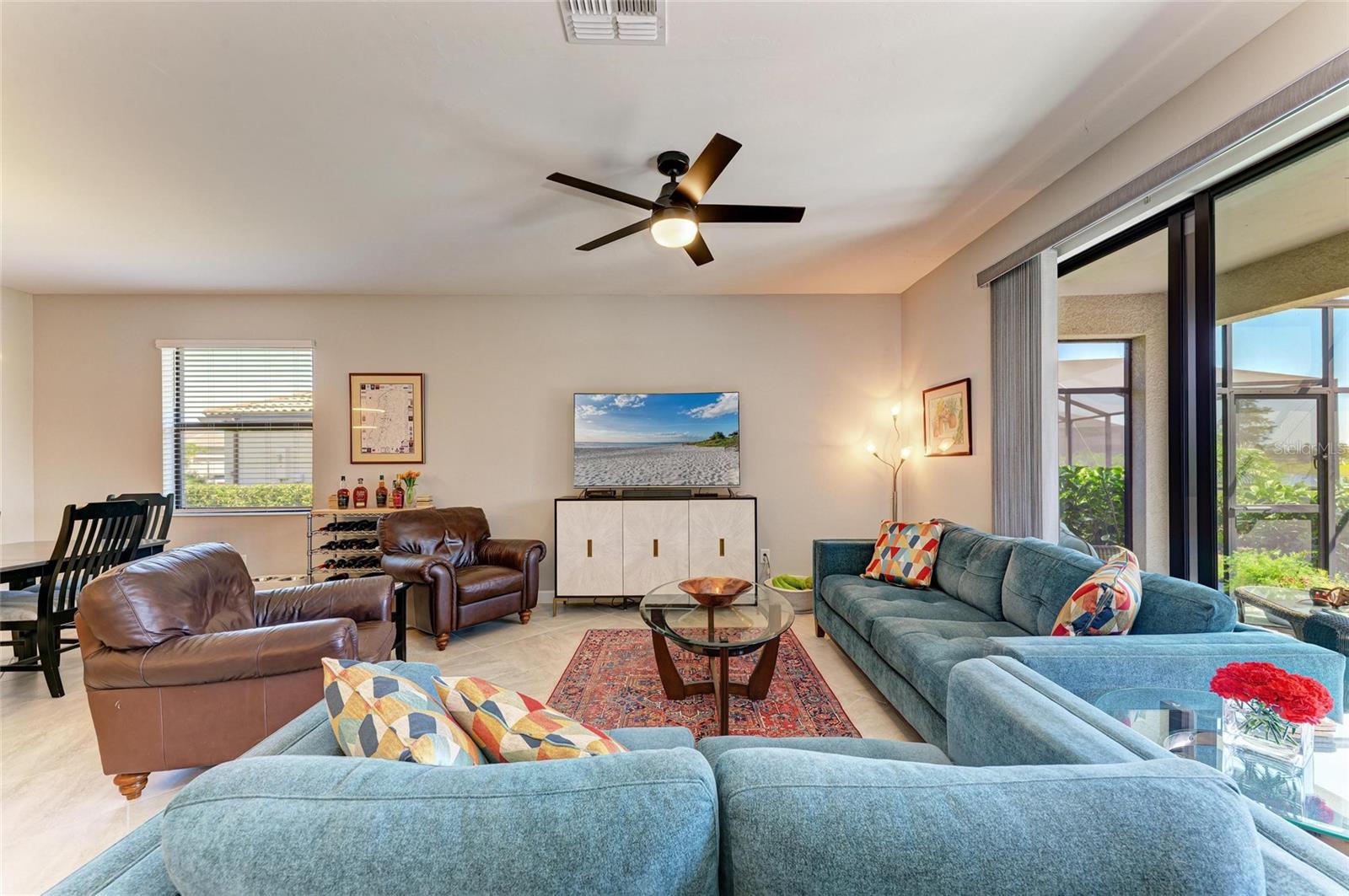 Image 14 of 68 For 5129 Marina Basin Court