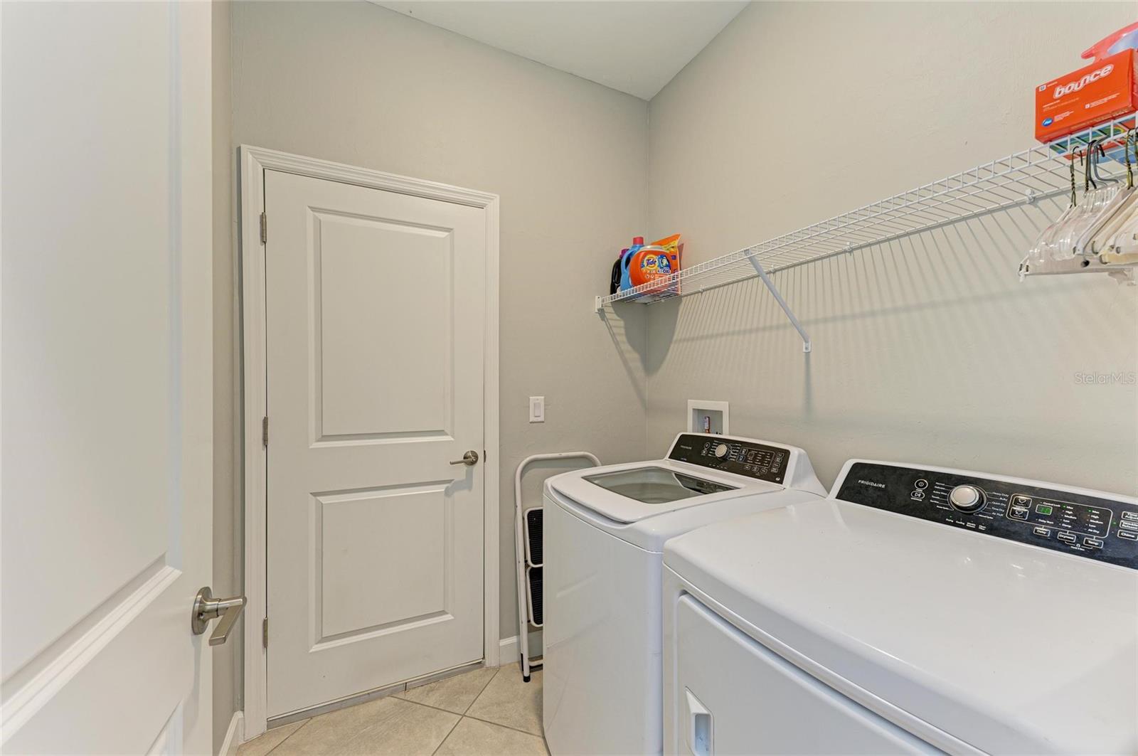 Image 37 of 68 For 5129 Marina Basin Court