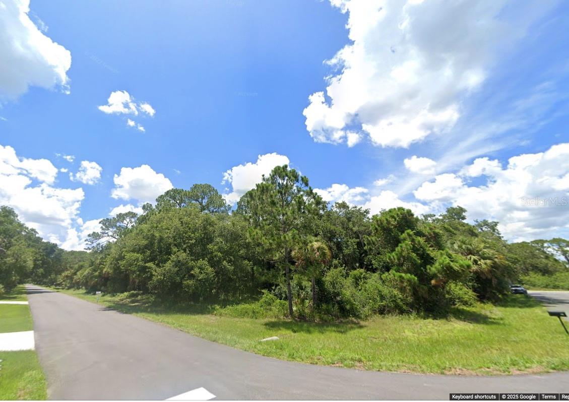 Image 2 of 7 For 15498 Demas Avenue