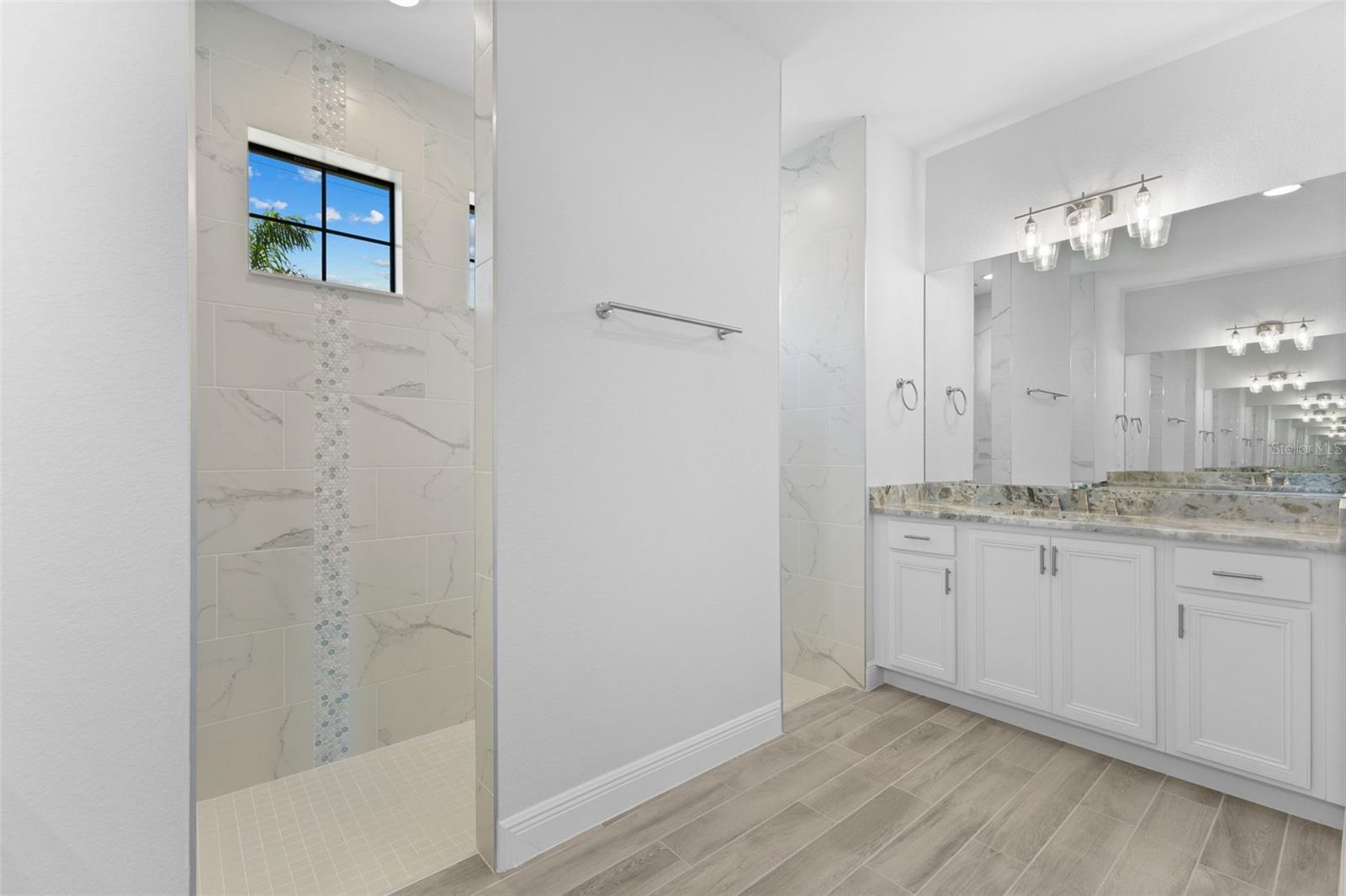 Listing photo id 21 for 12396 Bacchus Road