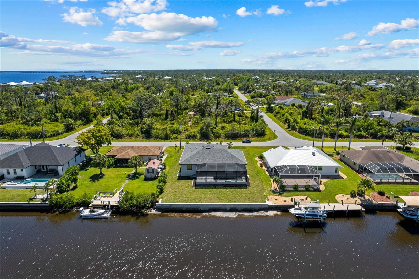 Listing photo id 38 for 12396 Bacchus Road