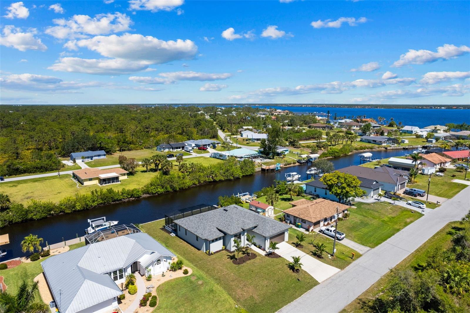 Listing photo id 42 for 12396 Bacchus Road