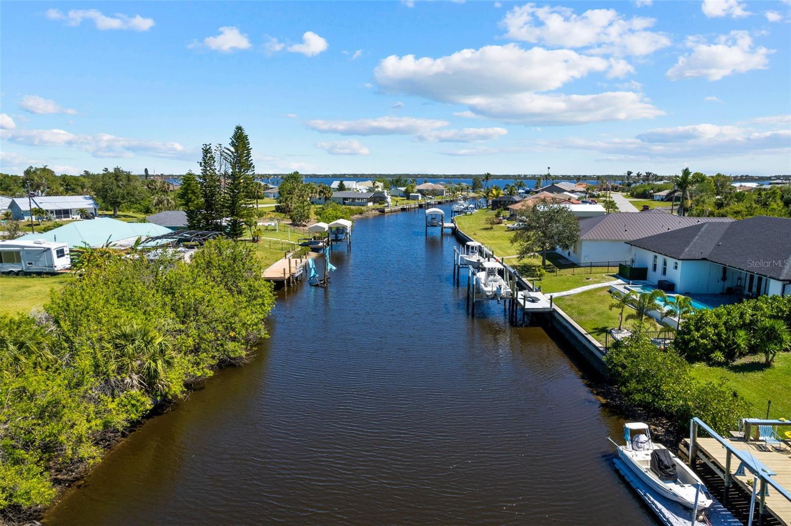 Listing photo id 43 for 12396 Bacchus Road
