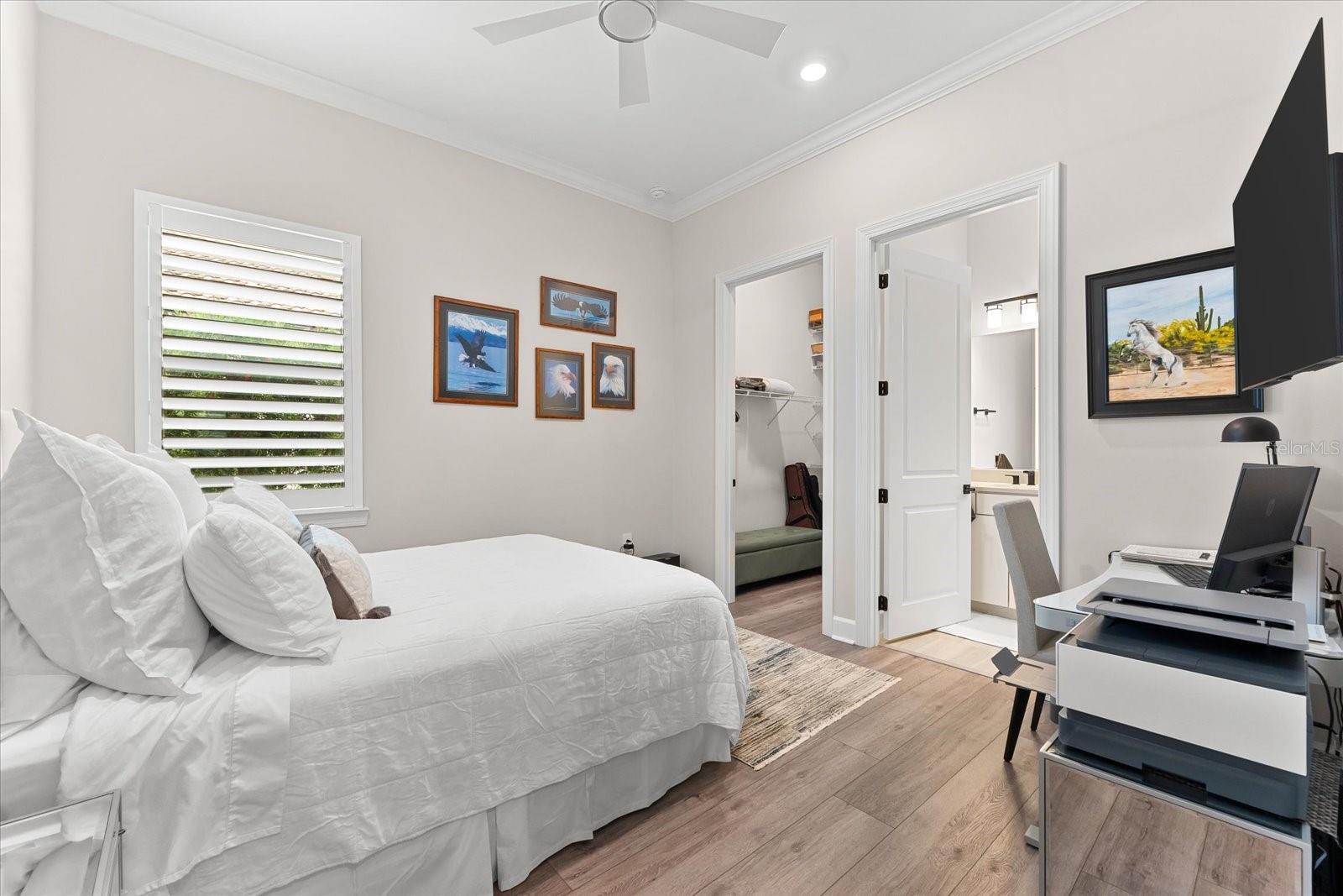 Image 17 of 75 For 17916 Northwood Place