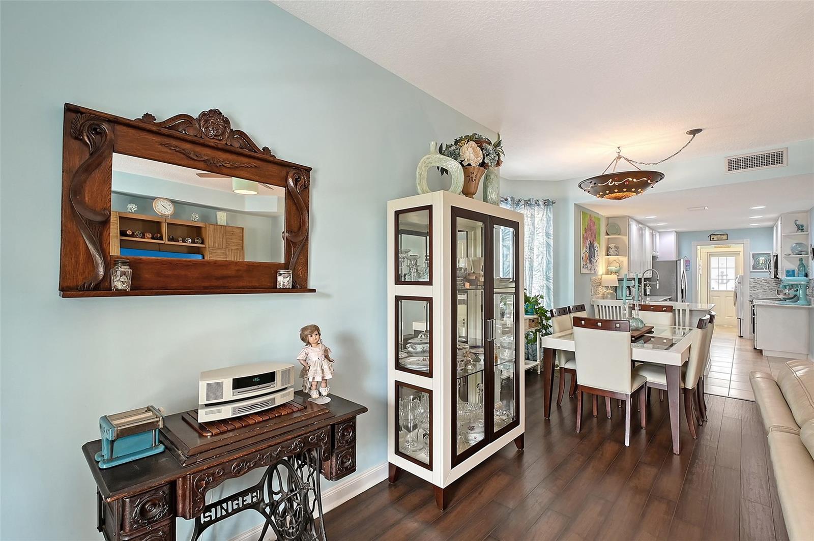 Image 9 of 46 For 6008 Madrano Drive