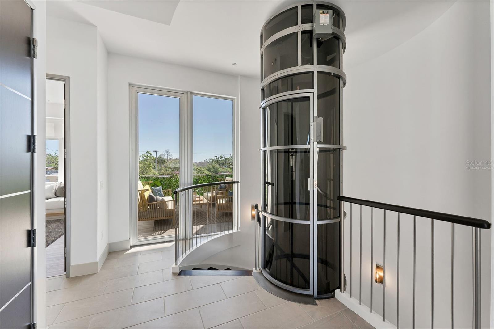 Image 10 of 26 For 219 Cosmopolitan Court