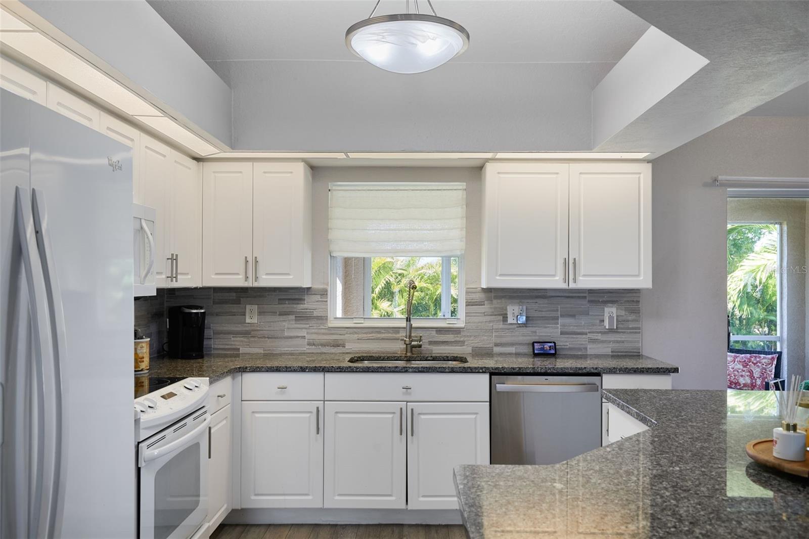 Image 18 of 33 For 1627 25th Terrace