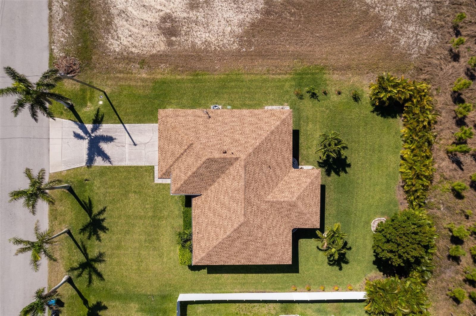 Image 2 of 33 For 1627 25th Terrace