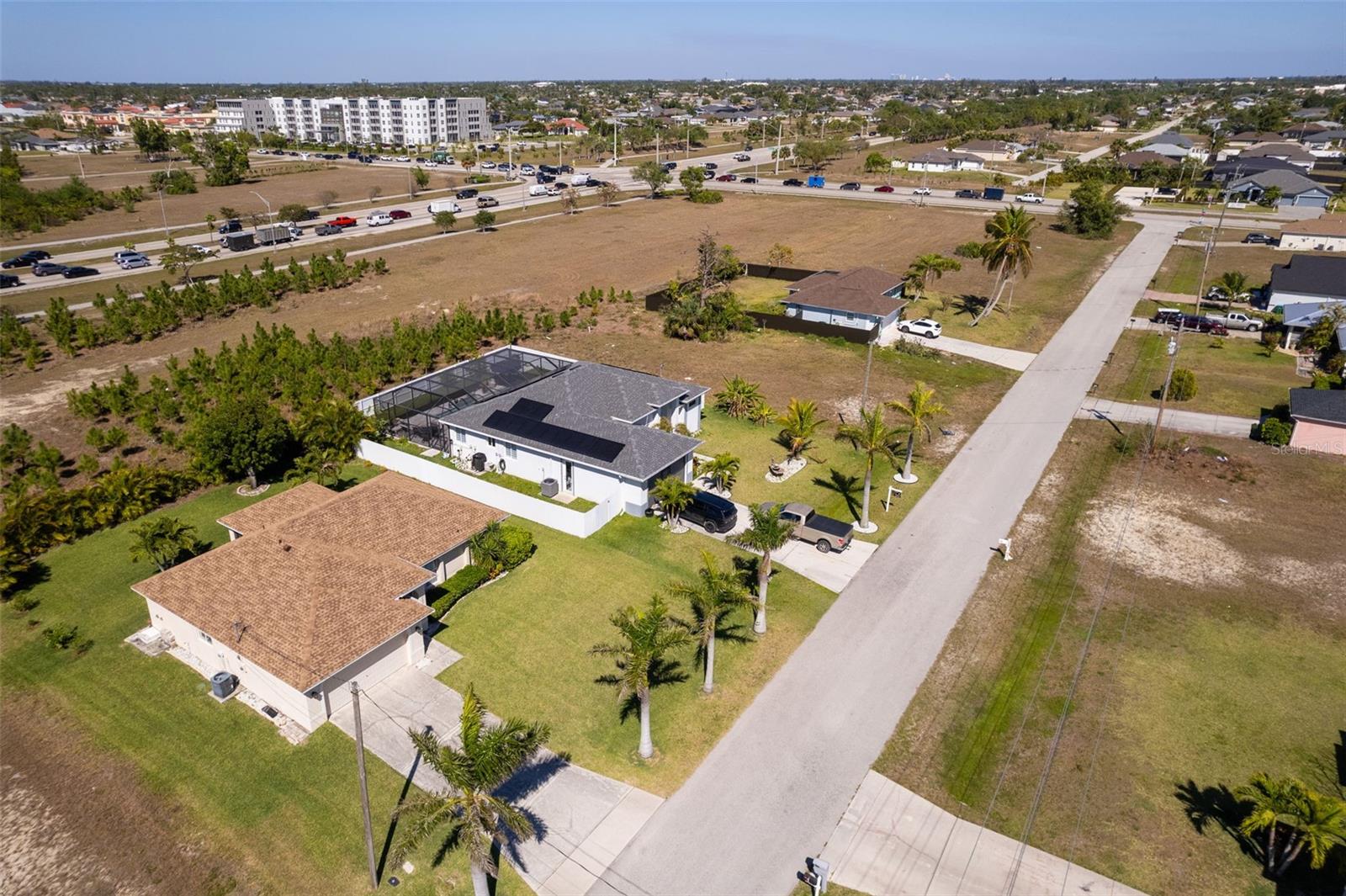 Image 7 of 33 For 1627 25th Terrace
