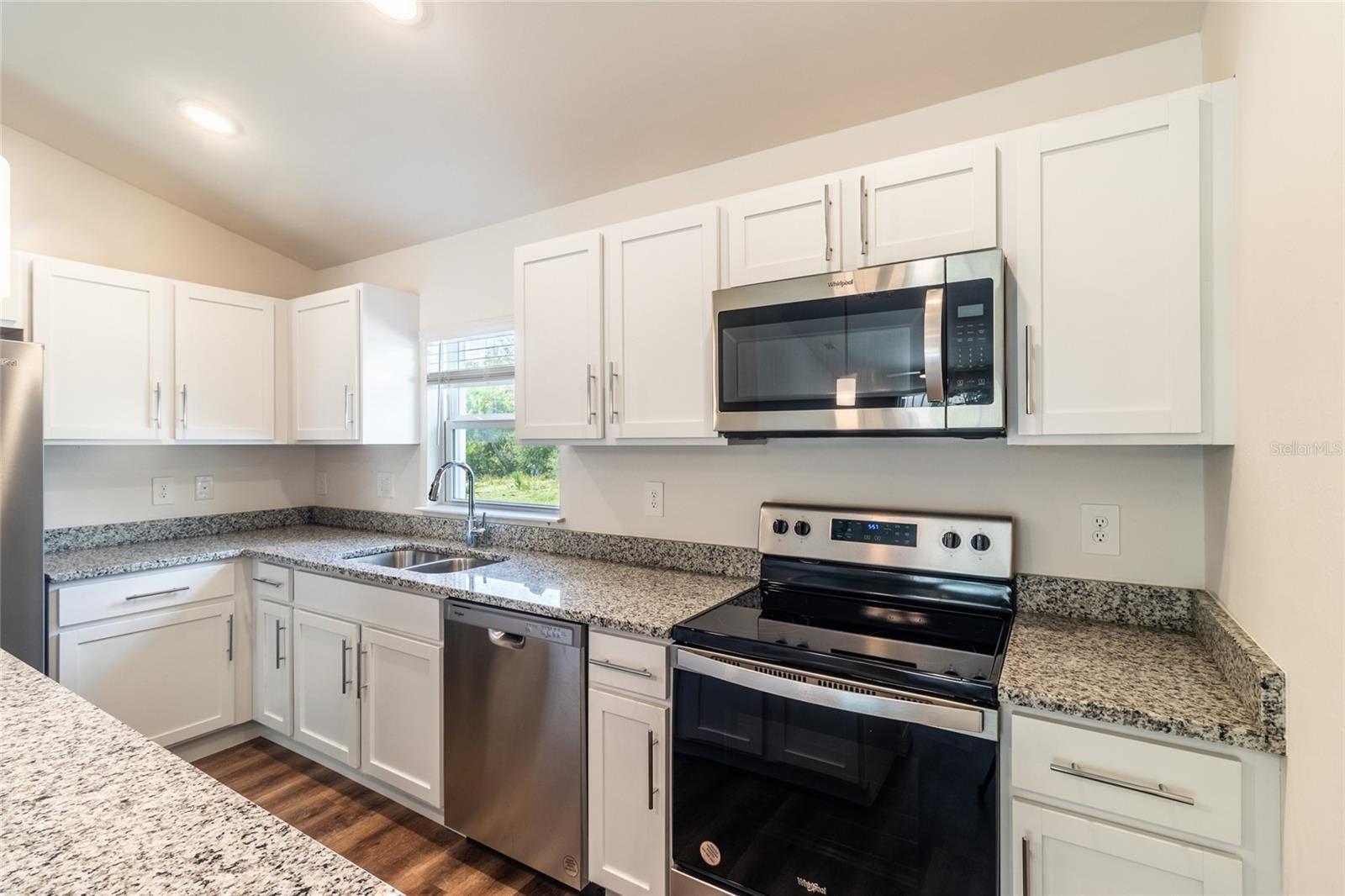 Image 12 of 35 For 1871 Waltrip Street