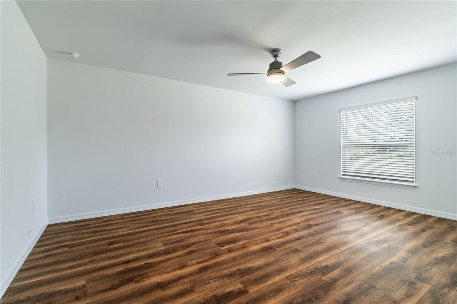 Image 16 of 35 For 1871 Waltrip Street