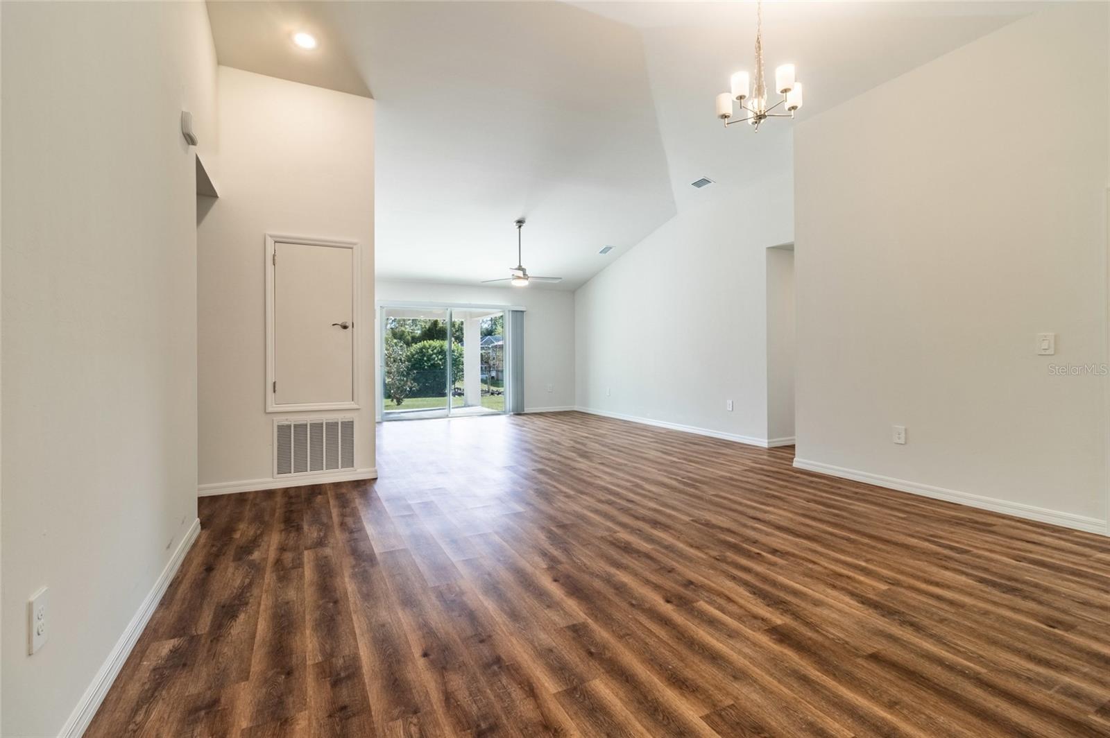 Image 6 of 35 For 1871 Waltrip Street