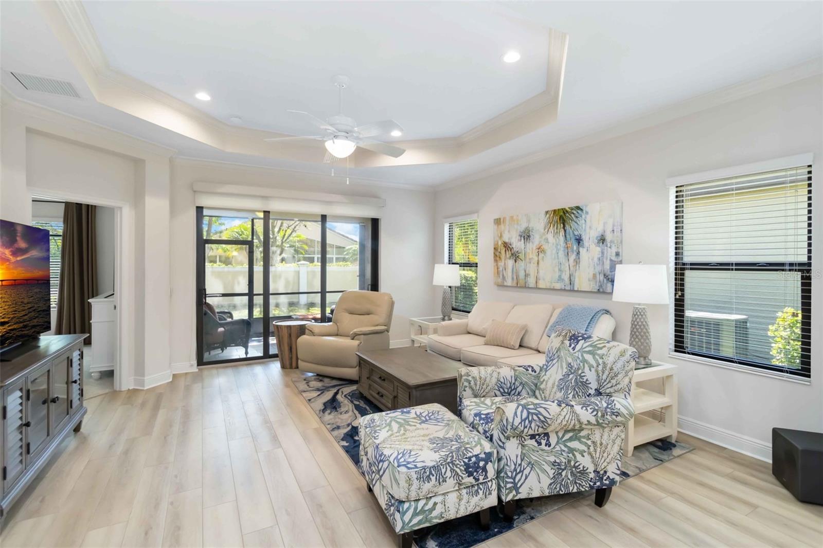 Image 14 of 43 For 6492 Positano Court