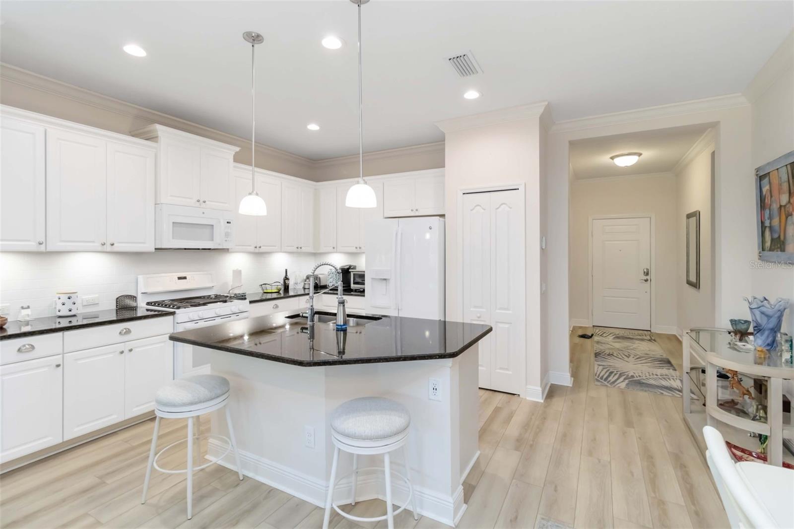 Image 15 of 43 For 6492 Positano Court