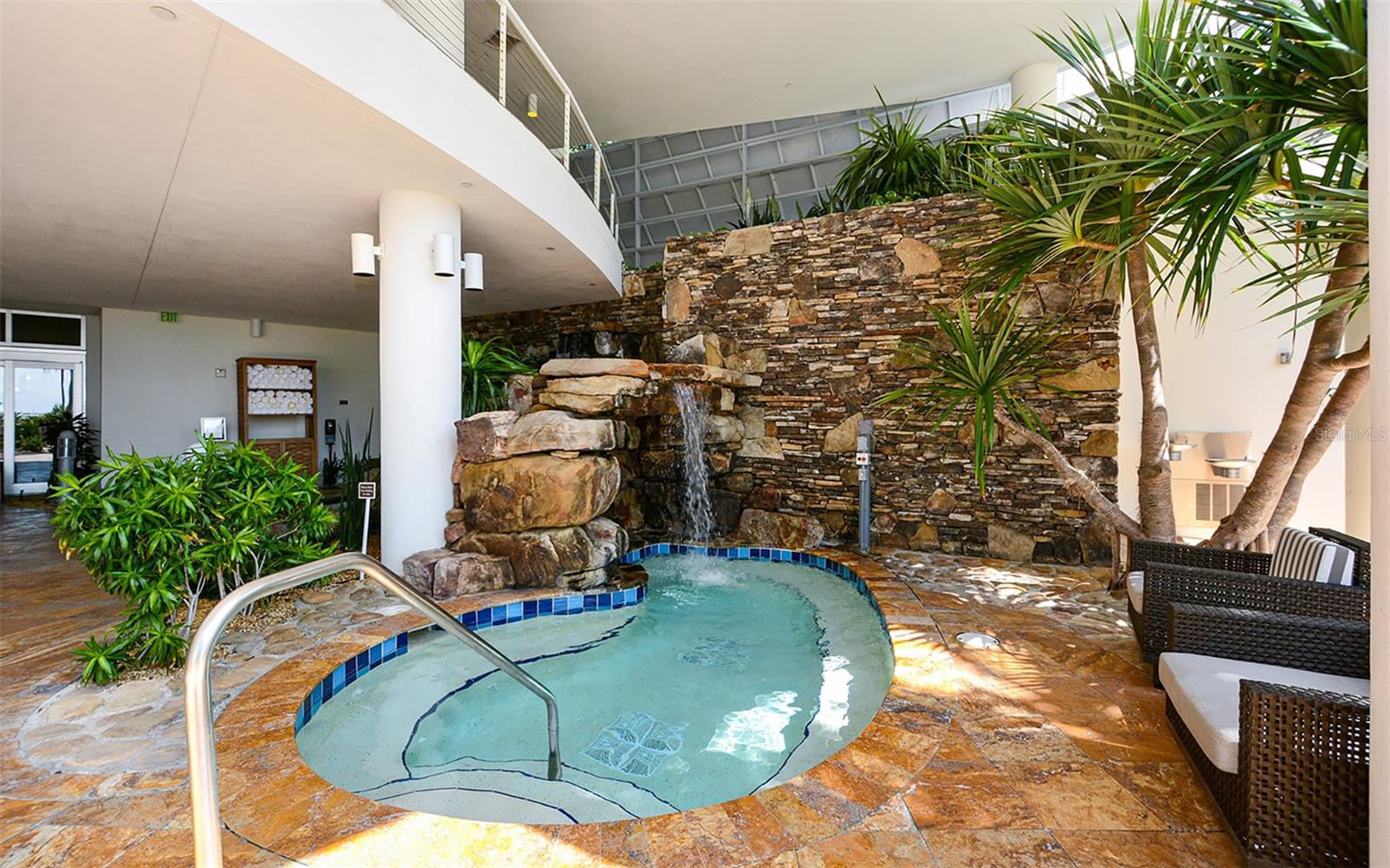 Image 27 of 46 For 915 Seaside Drive 613, Weeks