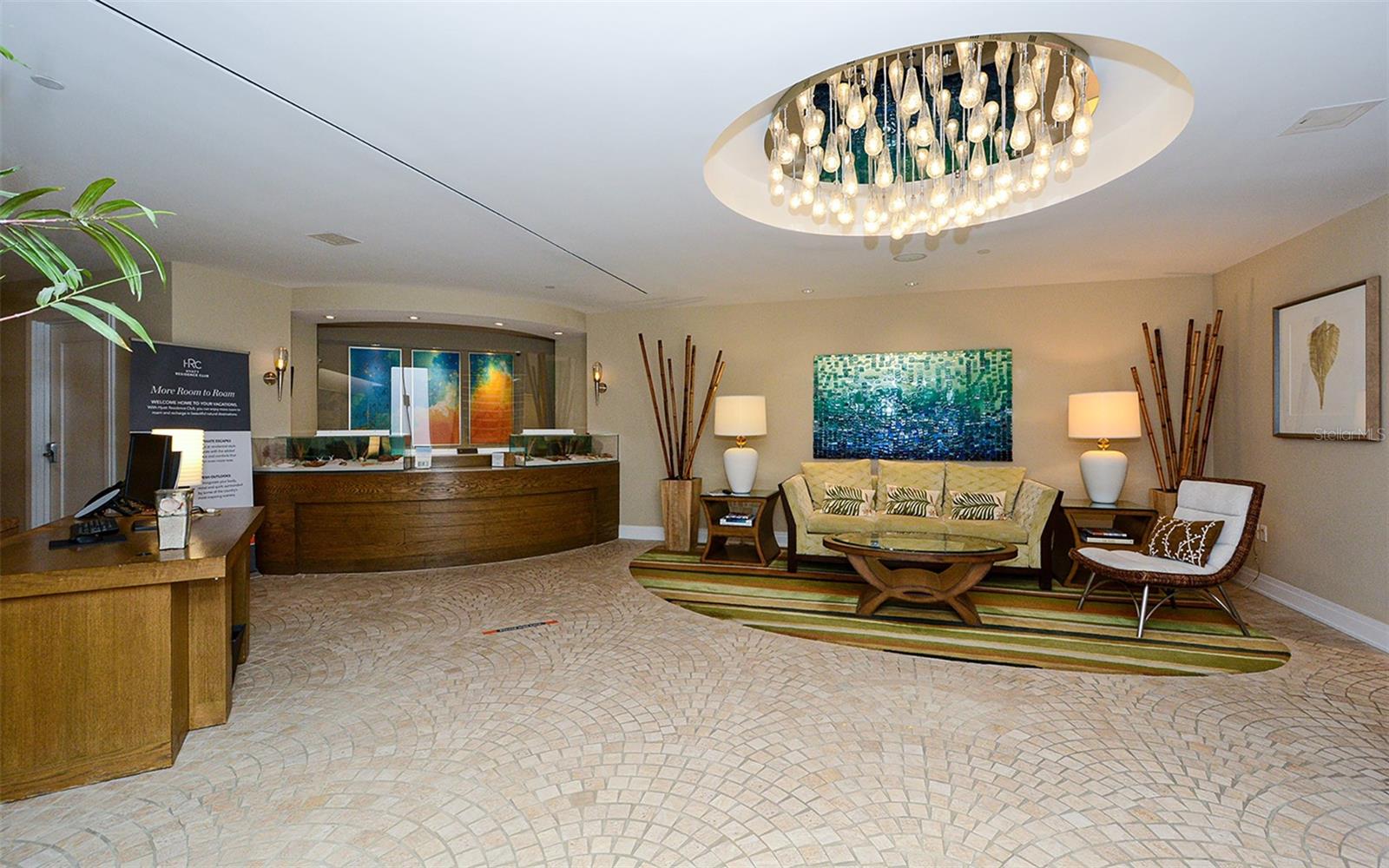 Image 34 of 46 For 915 Seaside Drive 613, Weeks