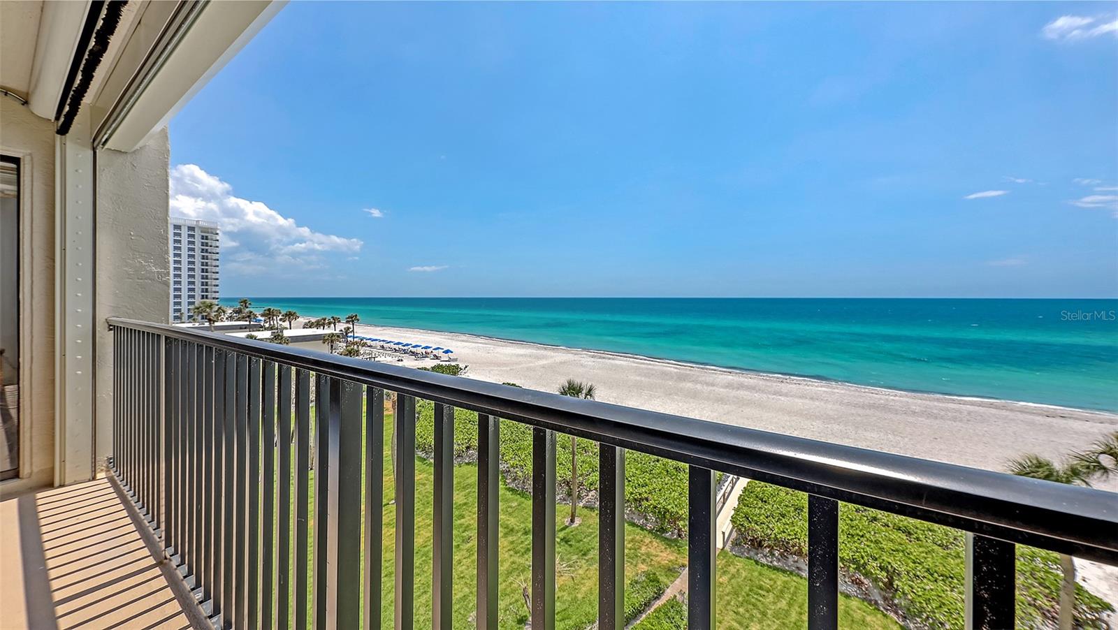 Image 12 of 72 For 2675 Gulf Of Mexico Drive 403