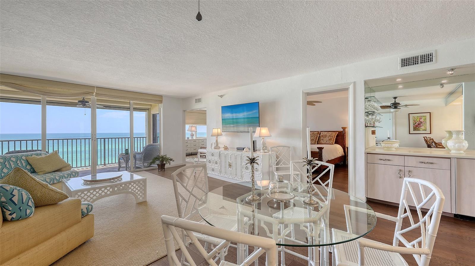 Image 20 of 72 For 2675 Gulf Of Mexico Drive 403