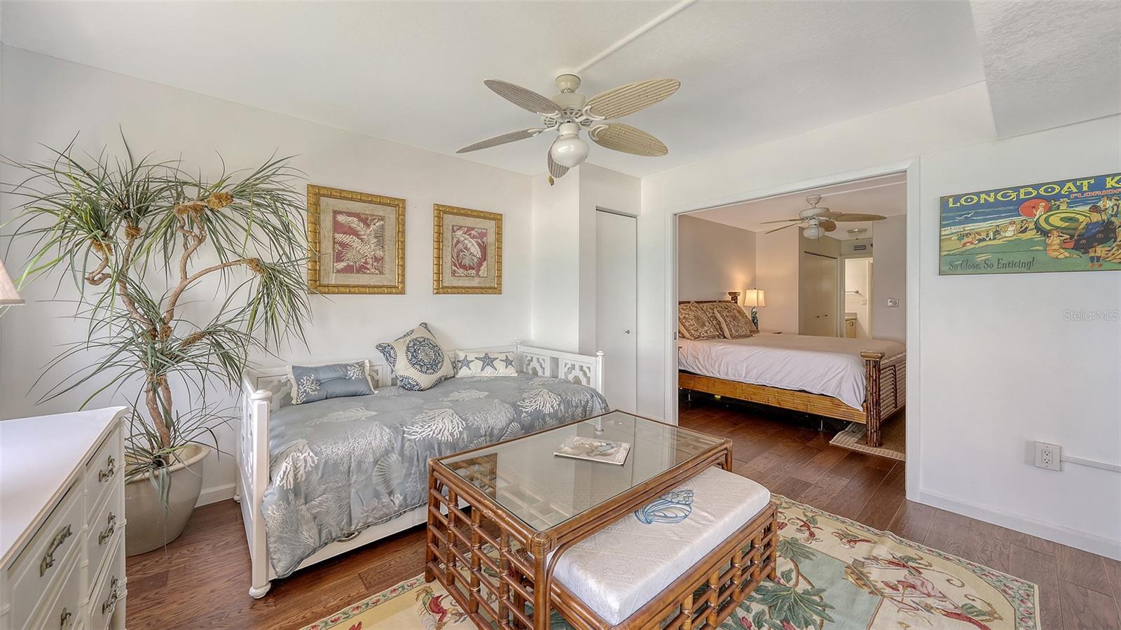 Image 31 of 72 For 2675 Gulf Of Mexico Drive 403