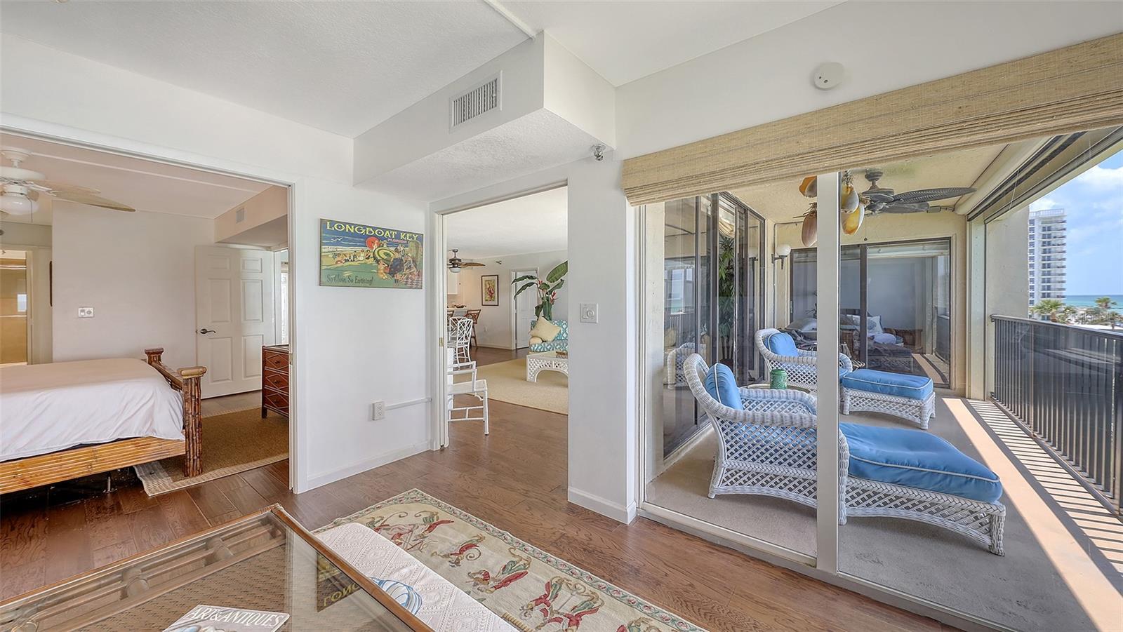 Image 32 of 72 For 2675 Gulf Of Mexico Drive 403