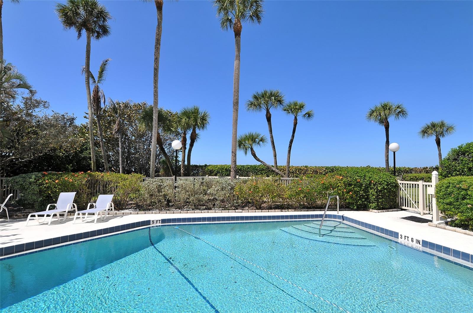 Image 59 of 72 For 2675 Gulf Of Mexico Drive 403