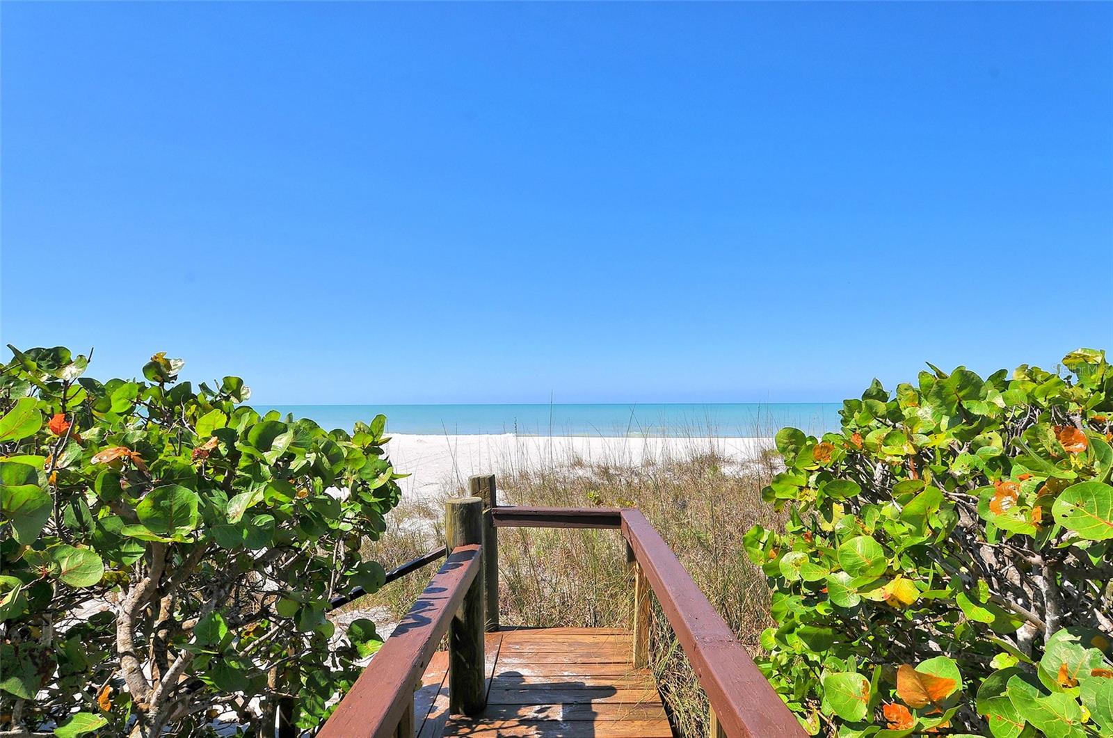 Image 61 of 72 For 2675 Gulf Of Mexico Drive 403