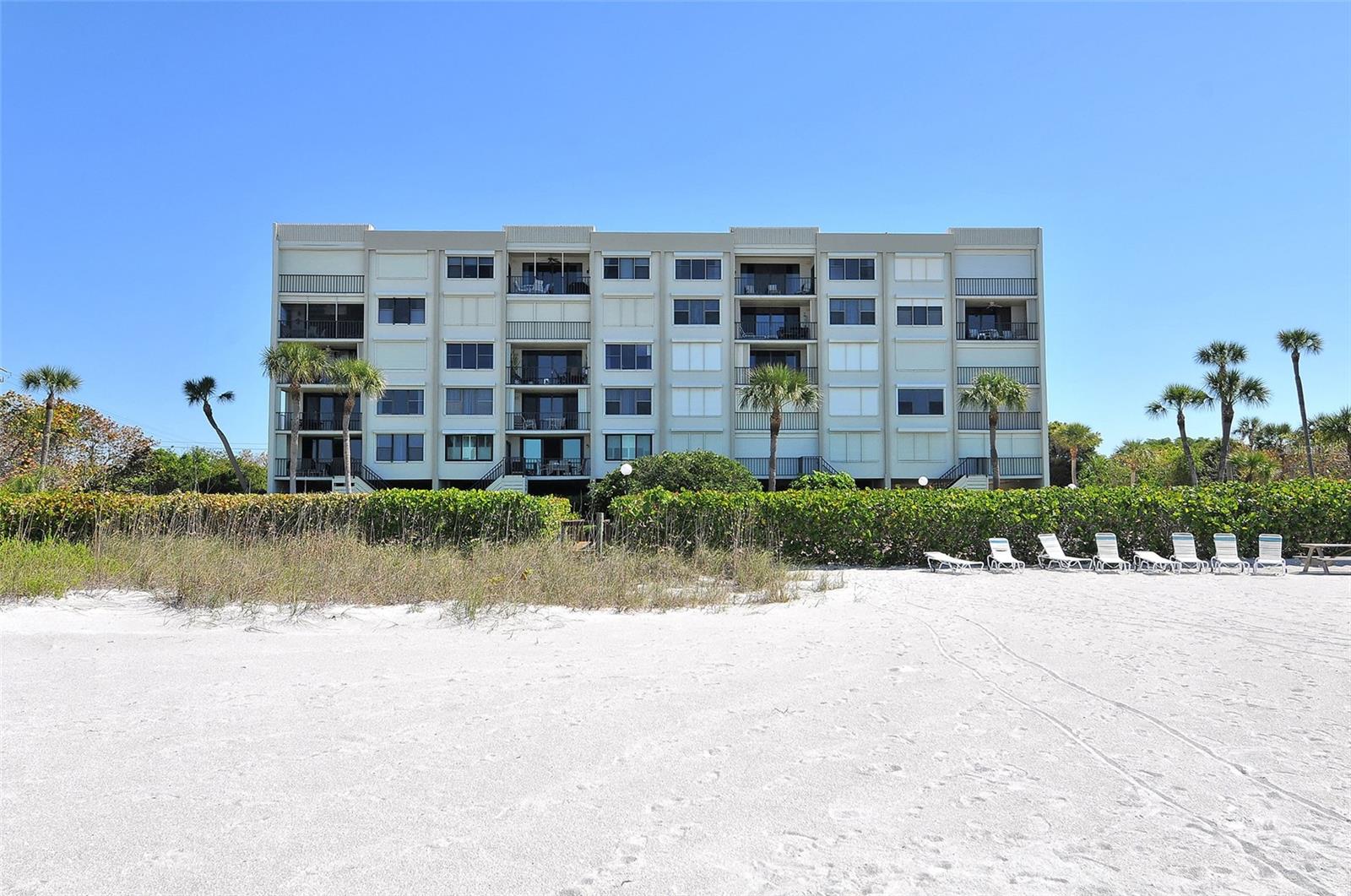 Image 63 of 72 For 2675 Gulf Of Mexico Drive 403