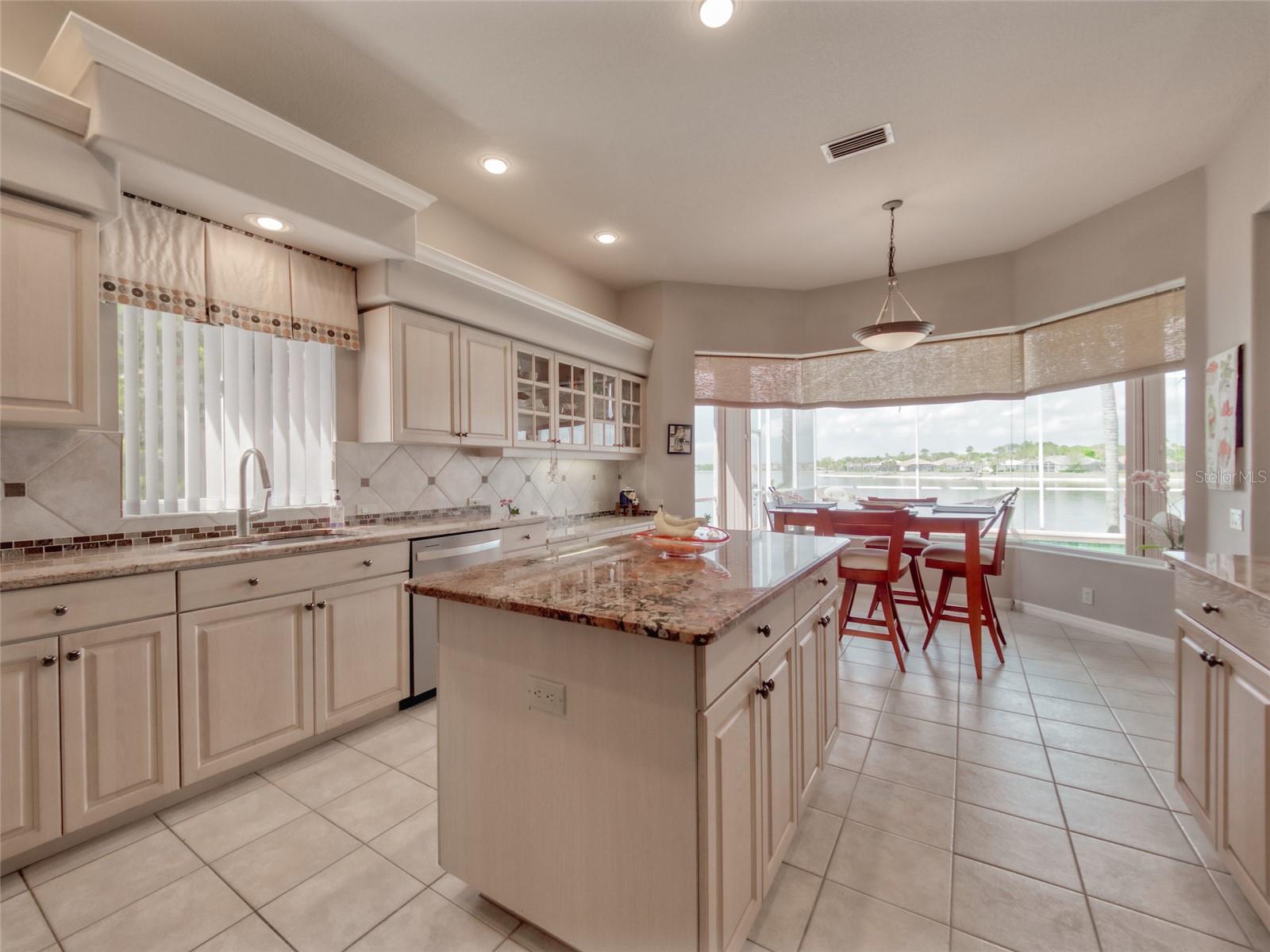 Image 33 of 72 For 6605 Waters Edge Way
