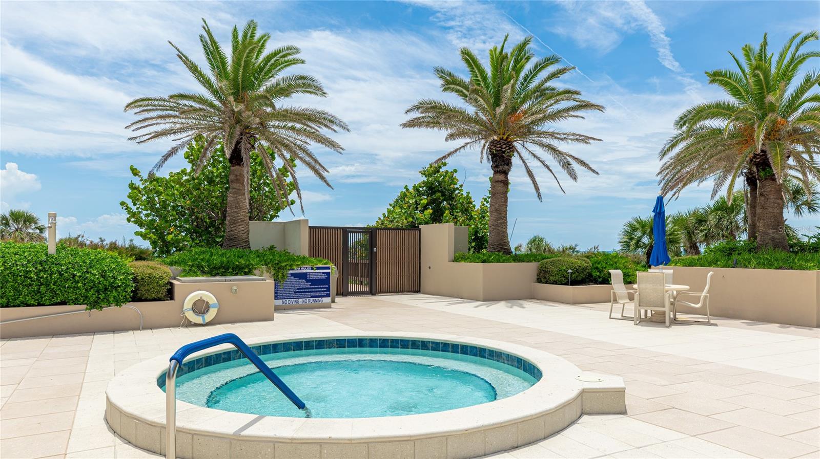 Image 37 of 51 For 1211 Gulf Of Mexico Drive 309