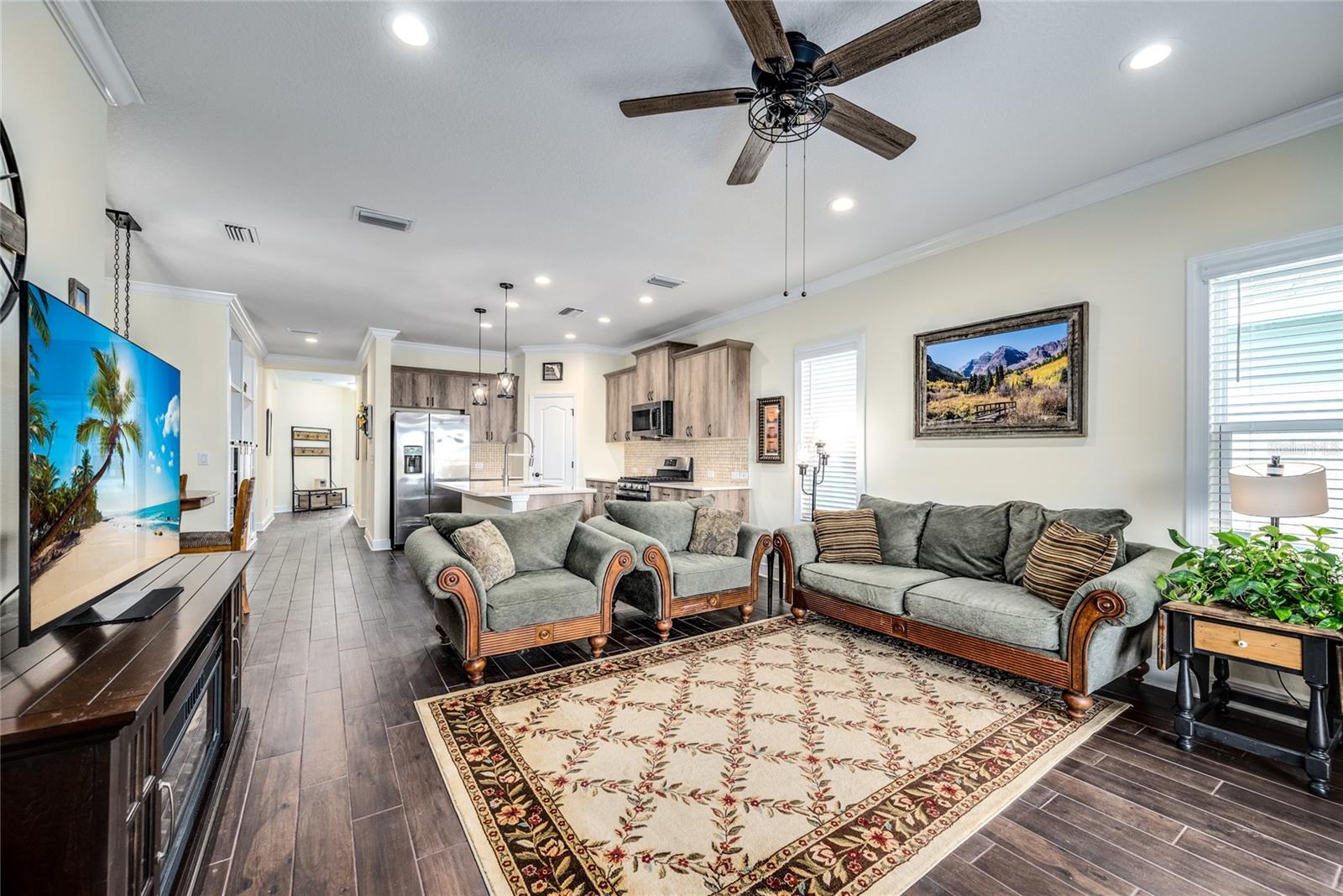 Image 21 of 51 For 3520 Woodmont Drive