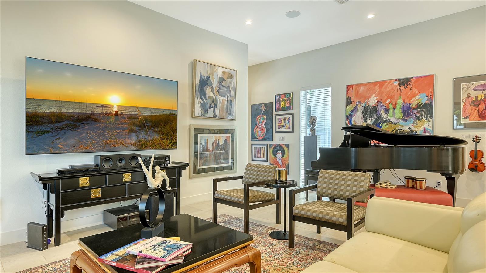 Image 16 of 95 For 1755 7th Street