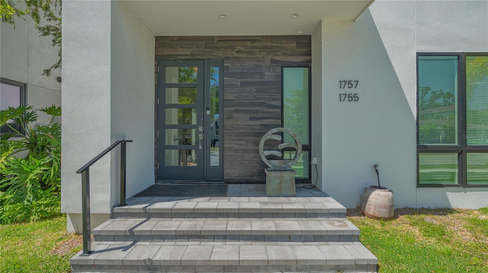 Image 3 of 95 For 1755 7th Street