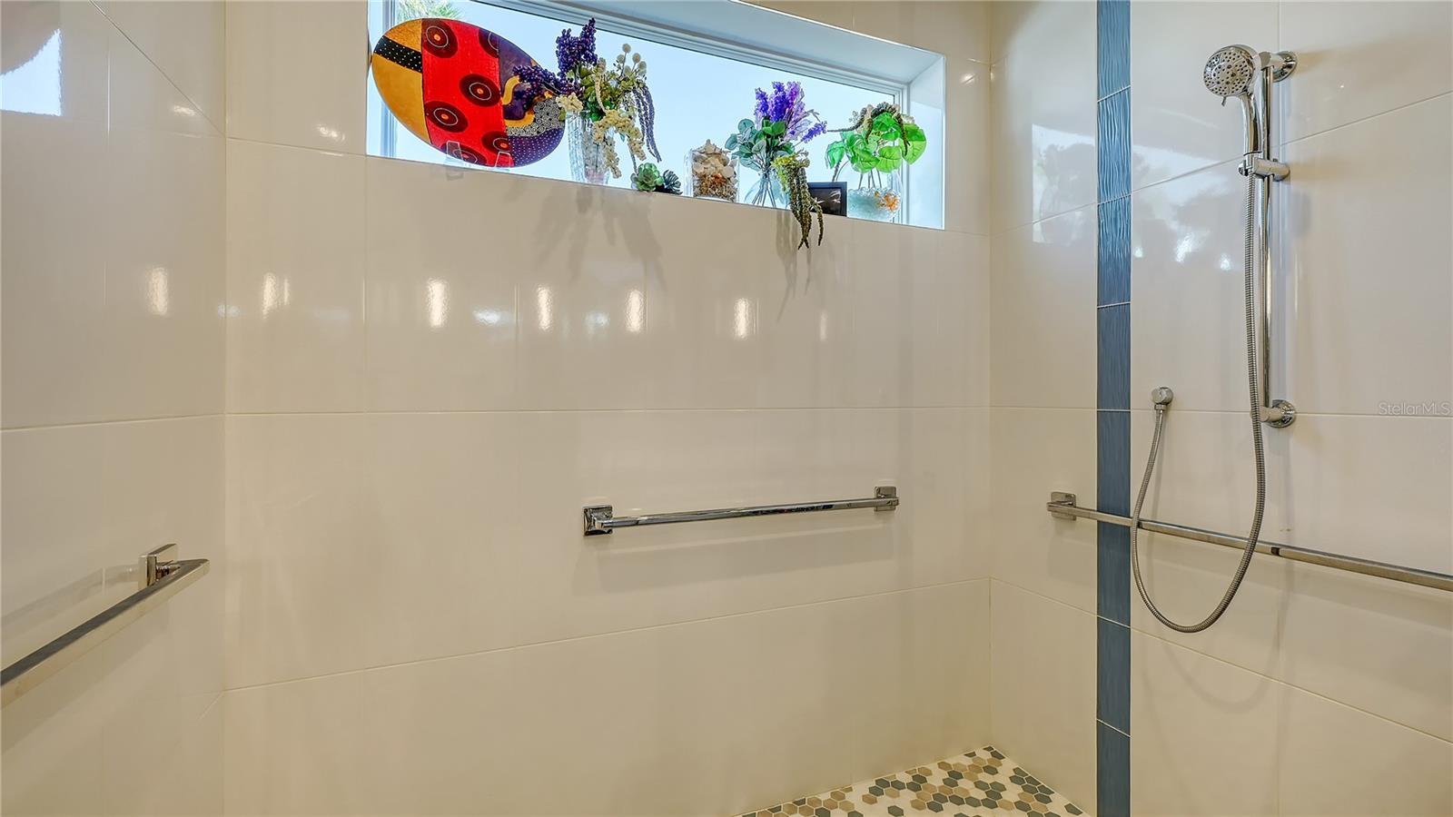 Image 36 of 95 For 1755 7th Street