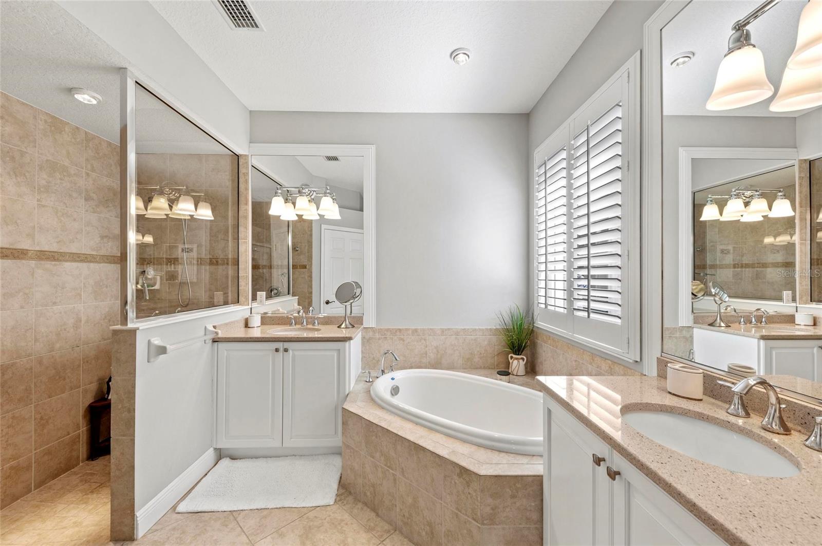 Image 34 of 94 For 11716 Strandhill Court