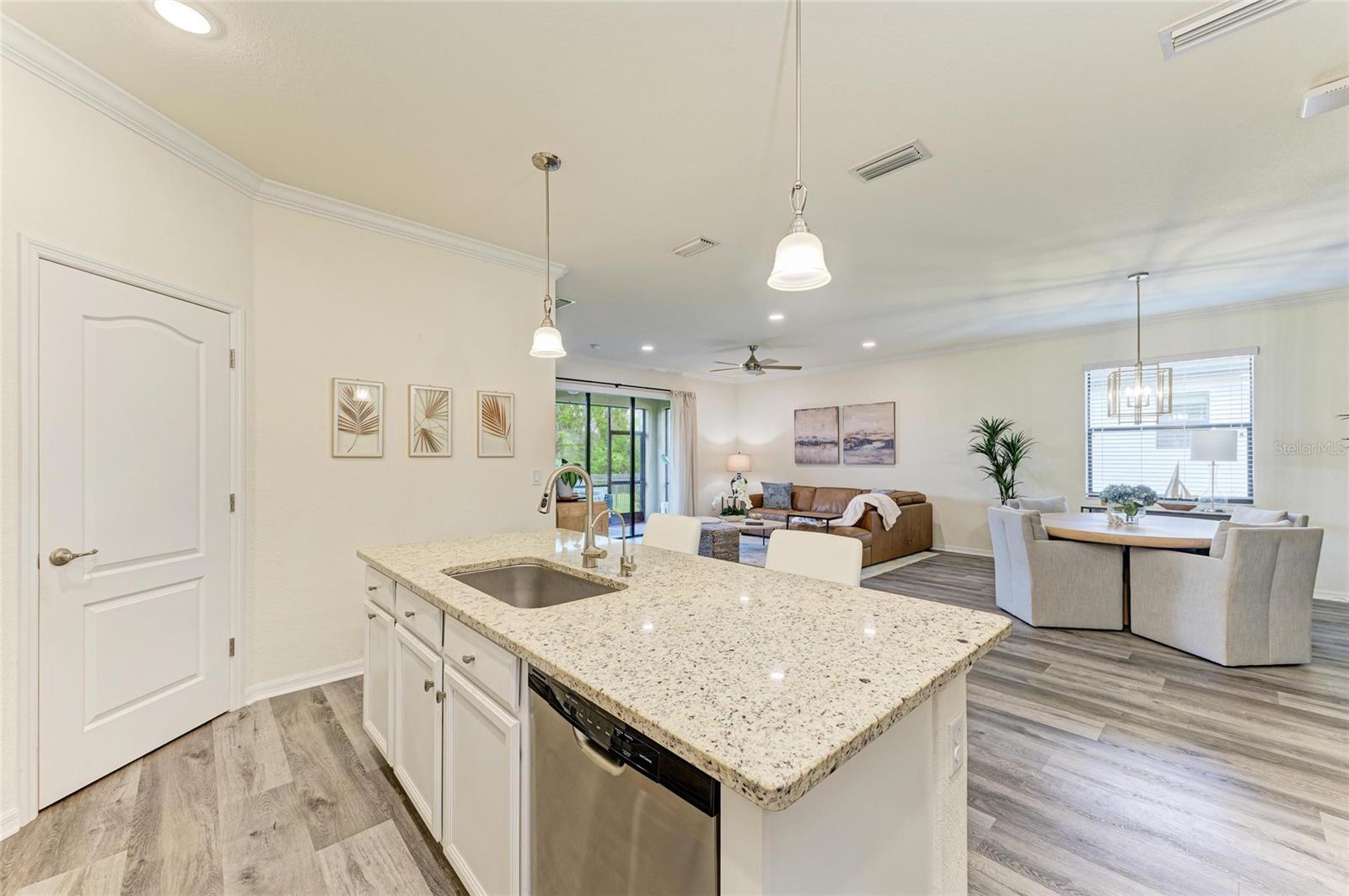 Image 14 of 95 For 10015 Marbella Drive