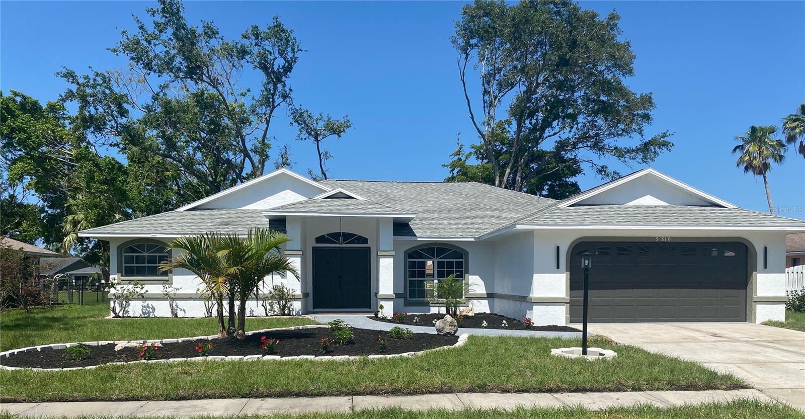 Details for 5810 42nd Street E, BRADENTON, FL 34203