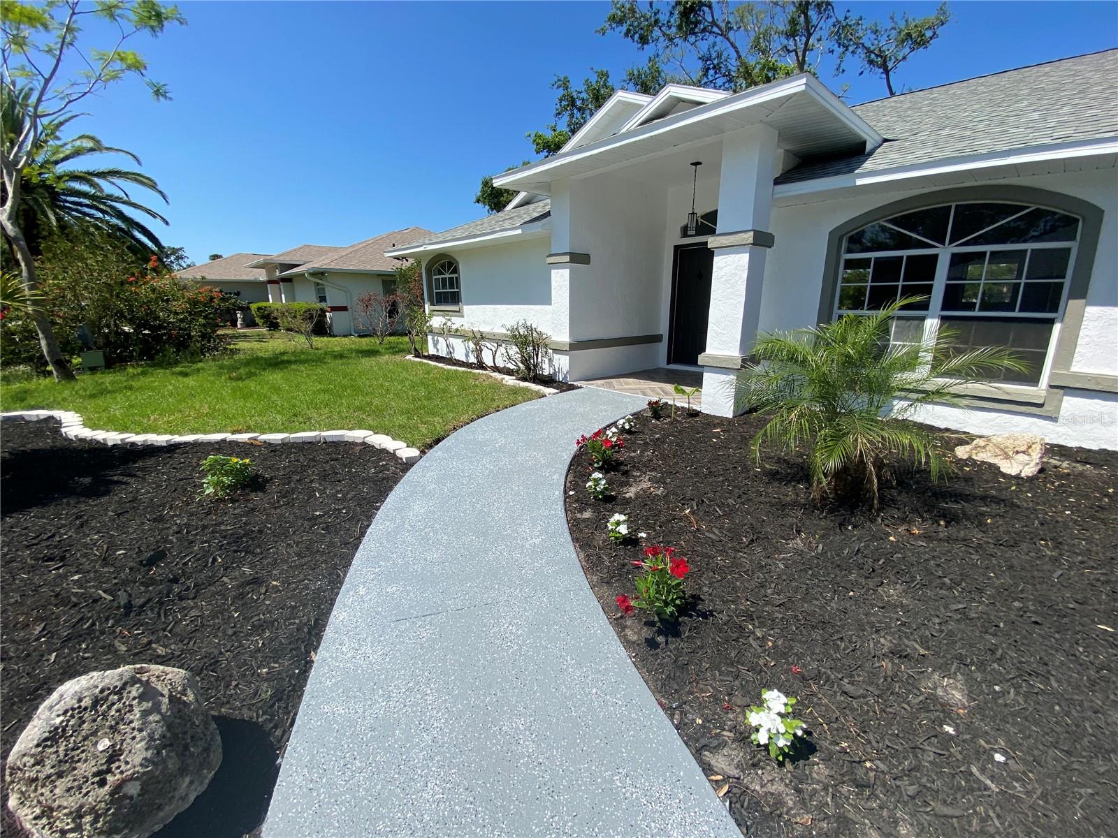Image 4 of 46 For 5810 42nd Street E