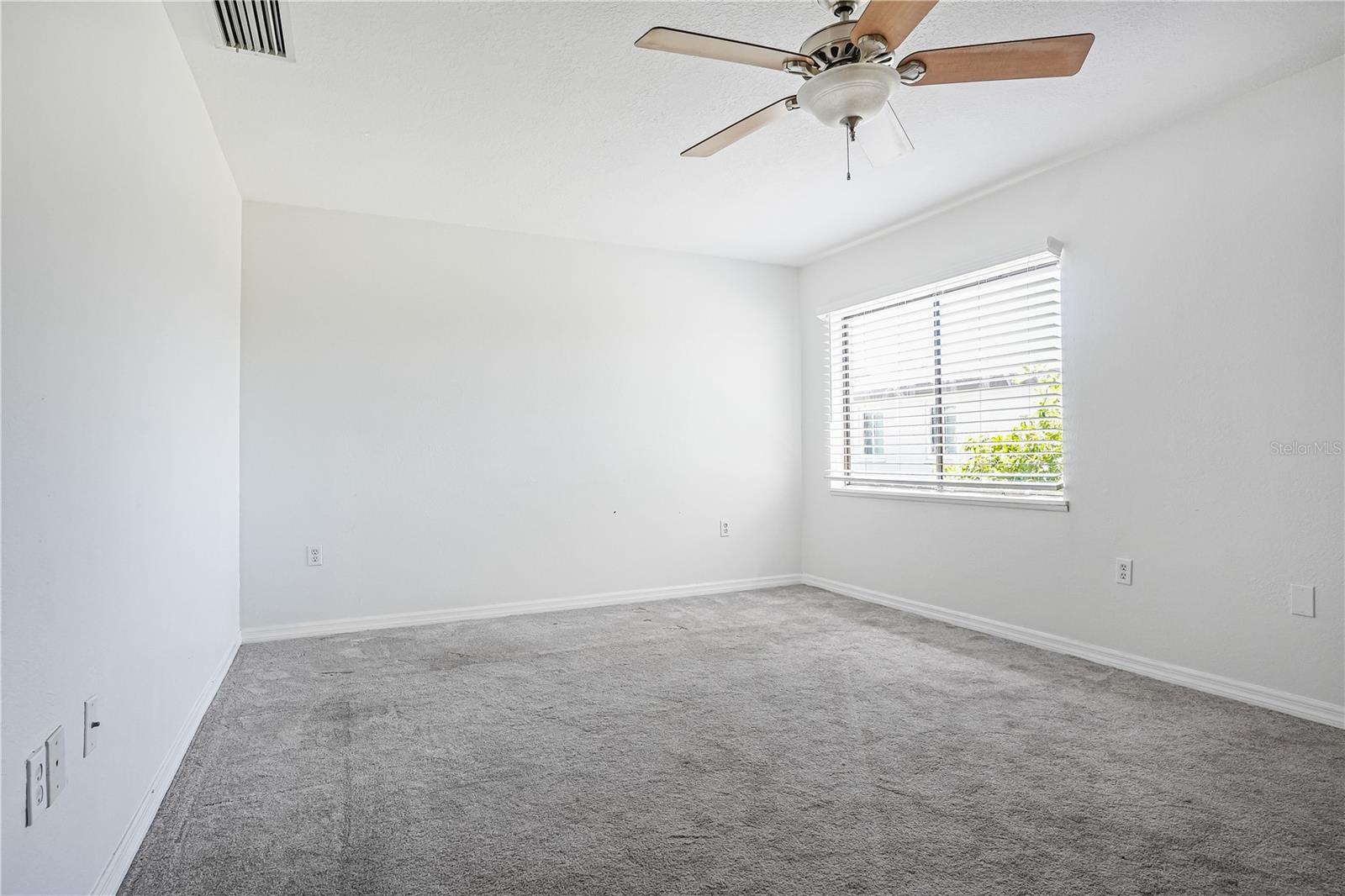 Image 3 of 11 For 1211 68th Avenue Drive W 11