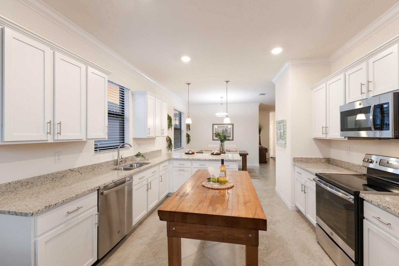 Image 12 of 31 For 20892 Cattail Boulevard