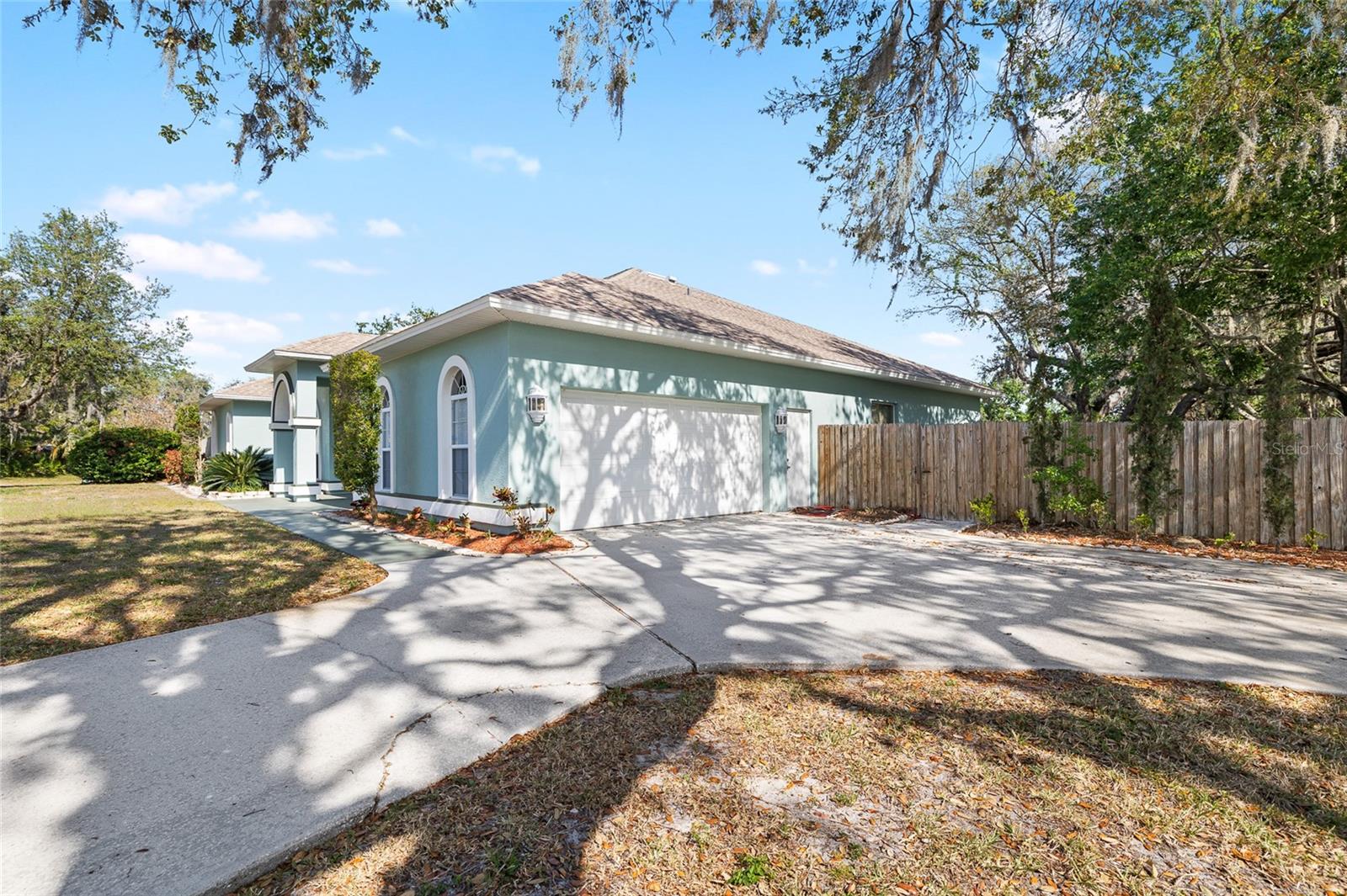 Image 4 of 55 For 12103 Shadow Run Boulevard