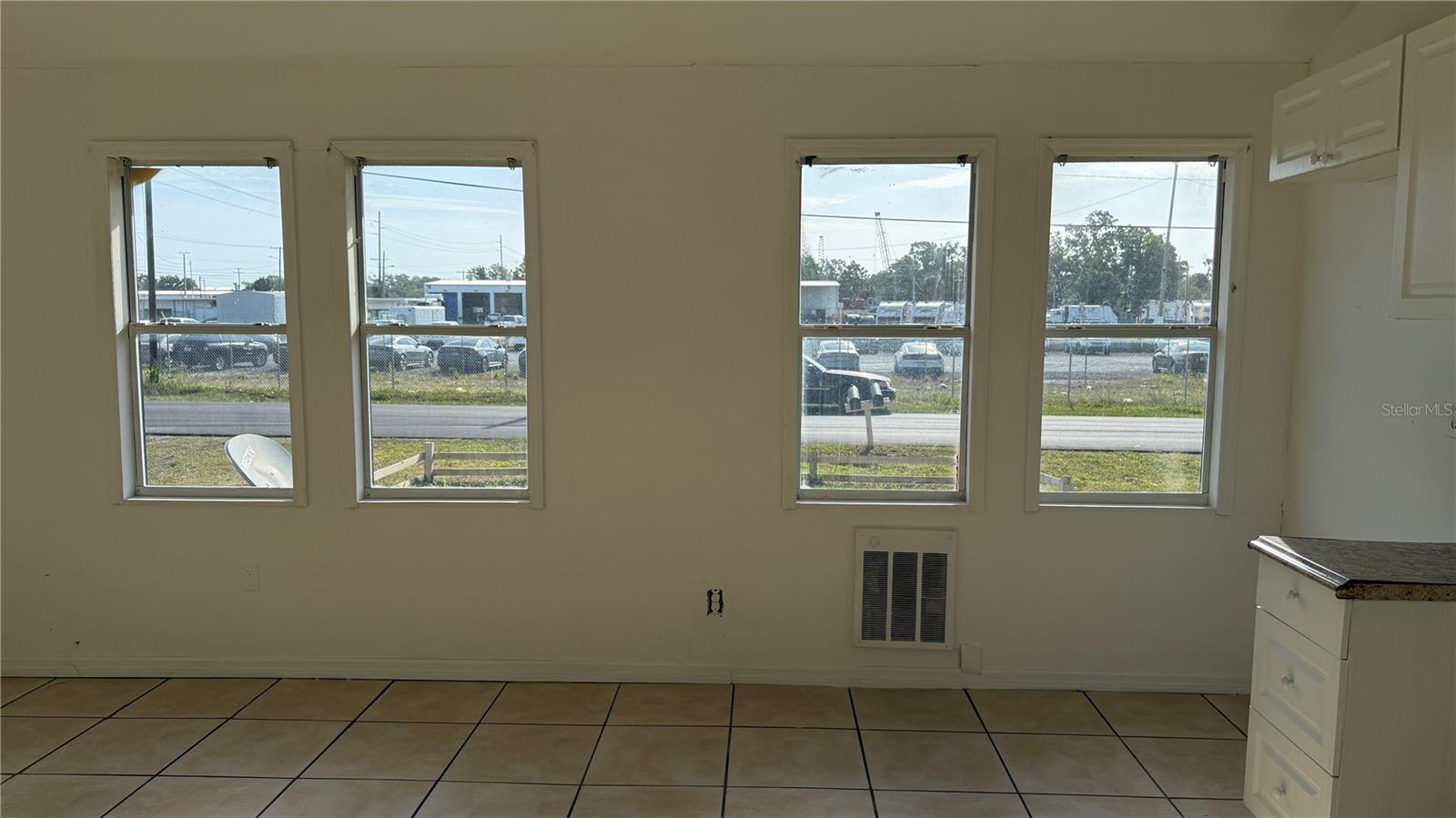 Image 10 of 21 For 2516 56th Street