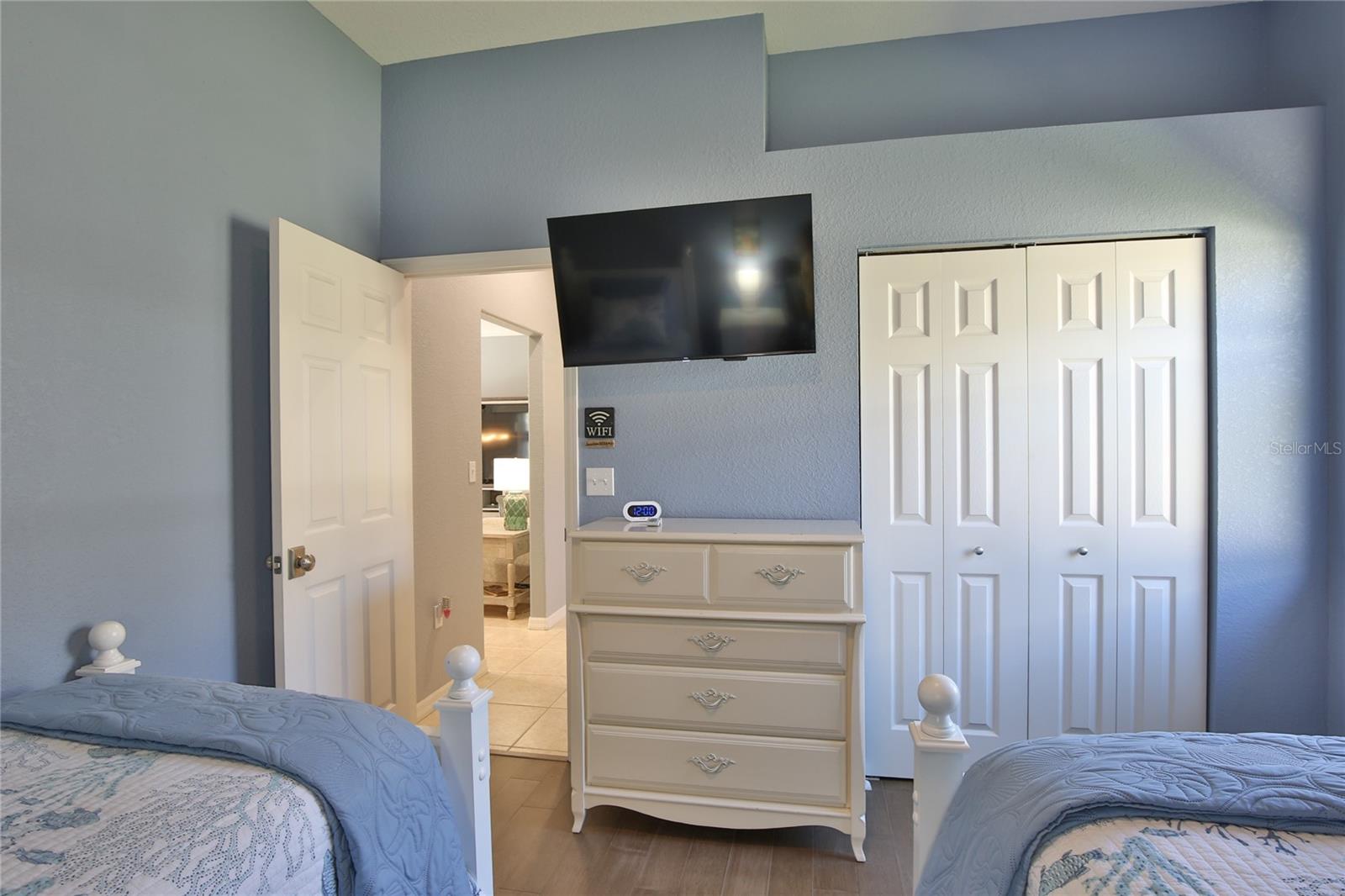Image 33 of 54 For 8615 59th Street E