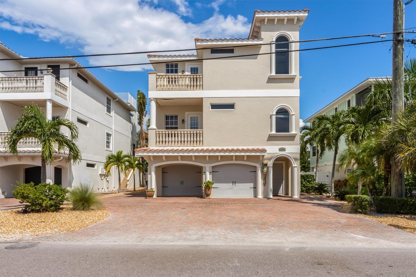 Image 13 of 61 For 2309 Avenue C  200