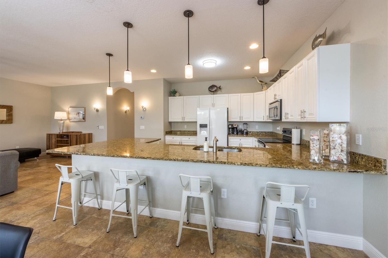Image 21 of 61 For 2309 Avenue C  200