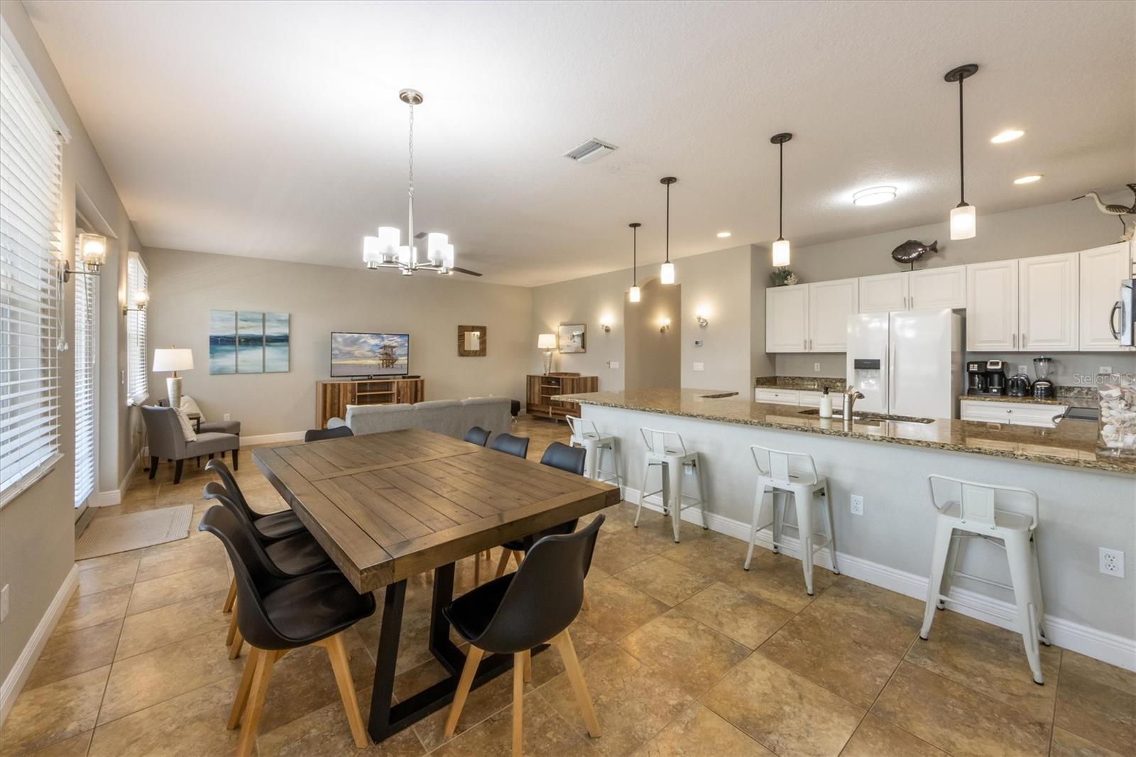 Image 3 of 61 For 2309 Avenue C  200