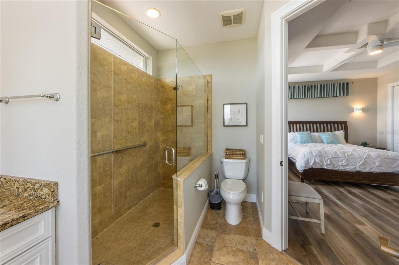 Image 47 of 61 For 2309 Avenue C  200